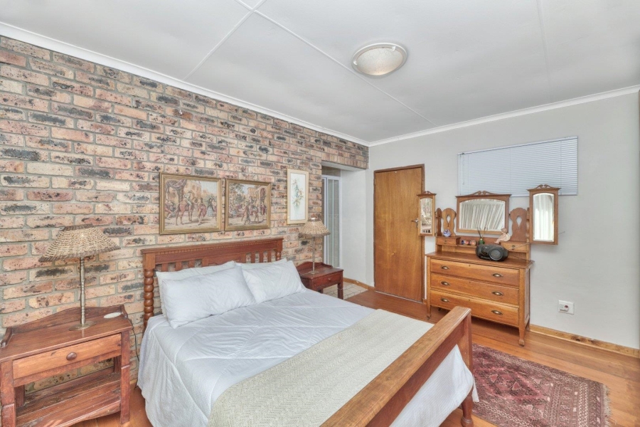 3 Bedroom Property for Sale in De Kelders Western Cape